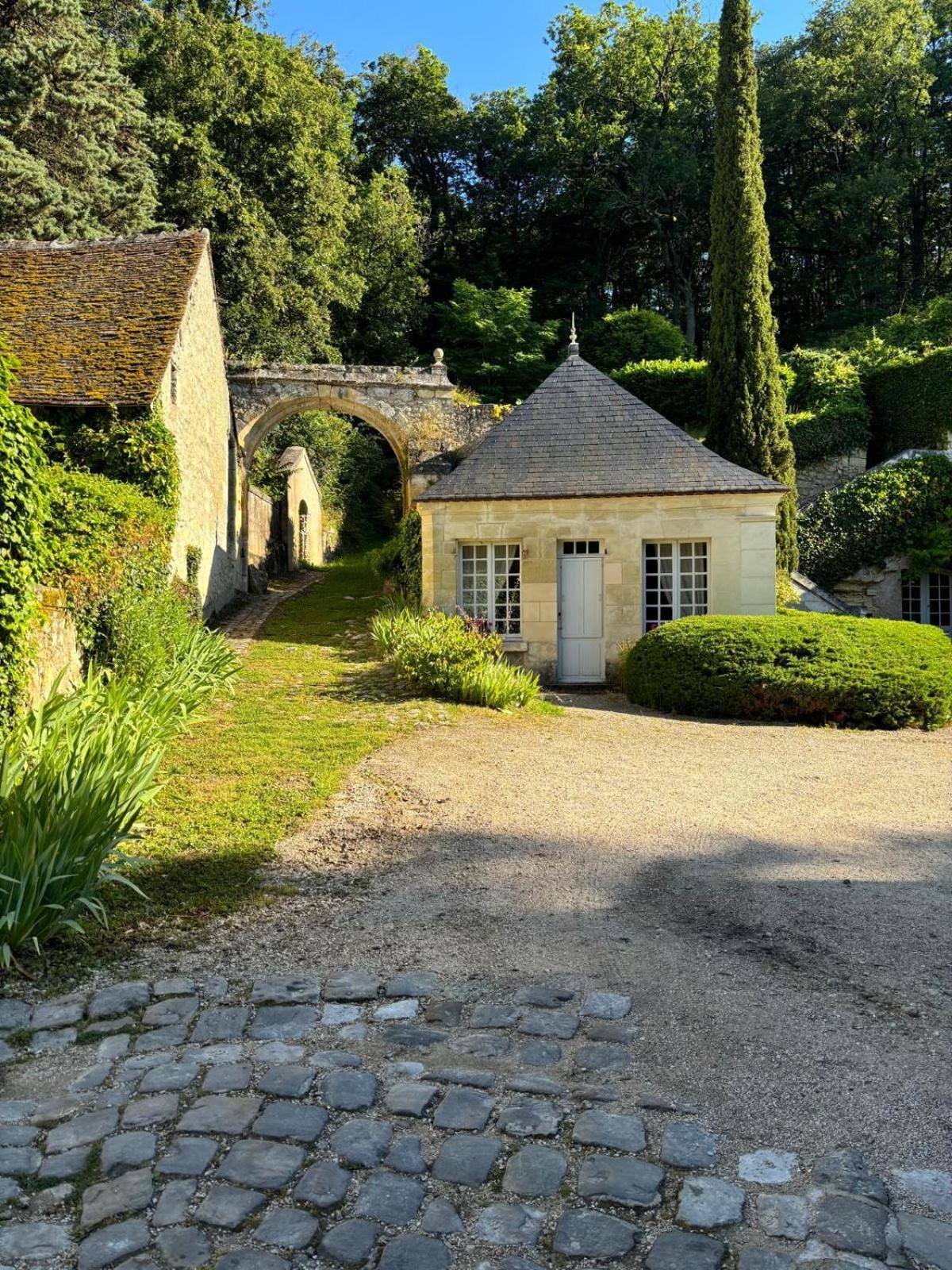 Château de Nazelles Nazelles-Negron Exterior foto